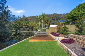 Serenity at Umina Beach Renovated Coastal Retreat